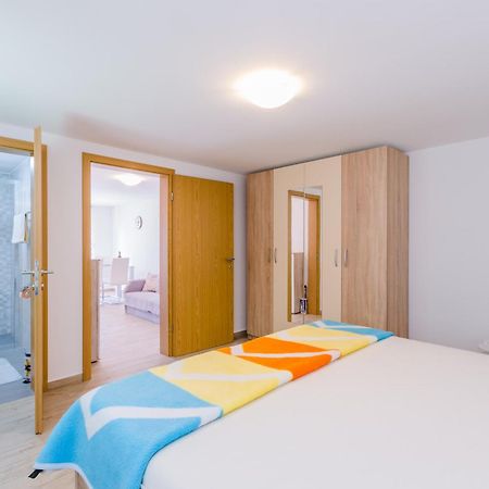 Leng Apartment Dramalj Bagian luar foto