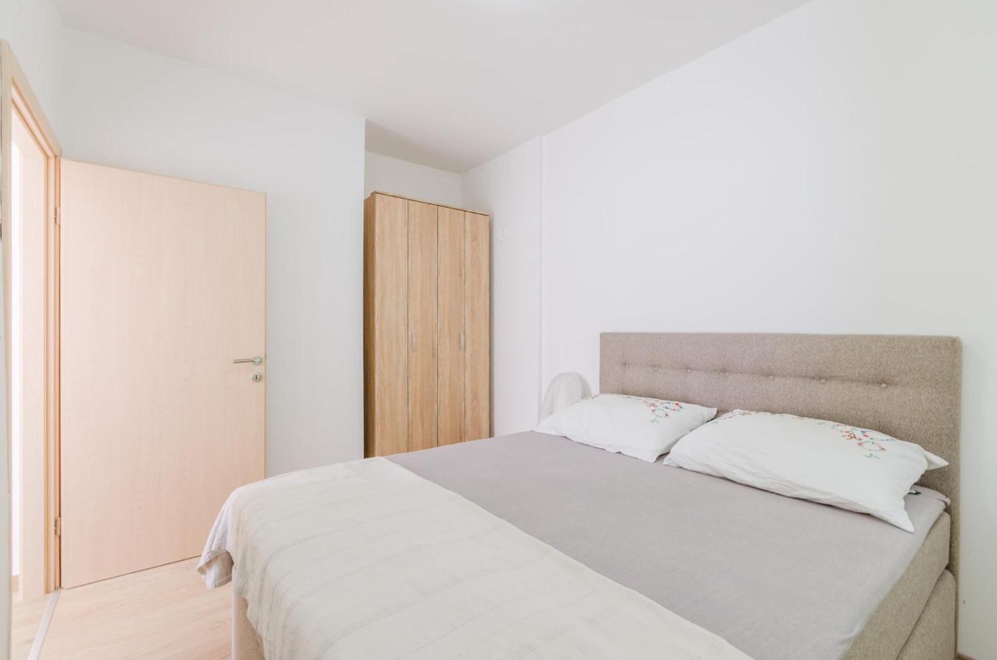 Leng Apartment Dramalj Bagian luar foto