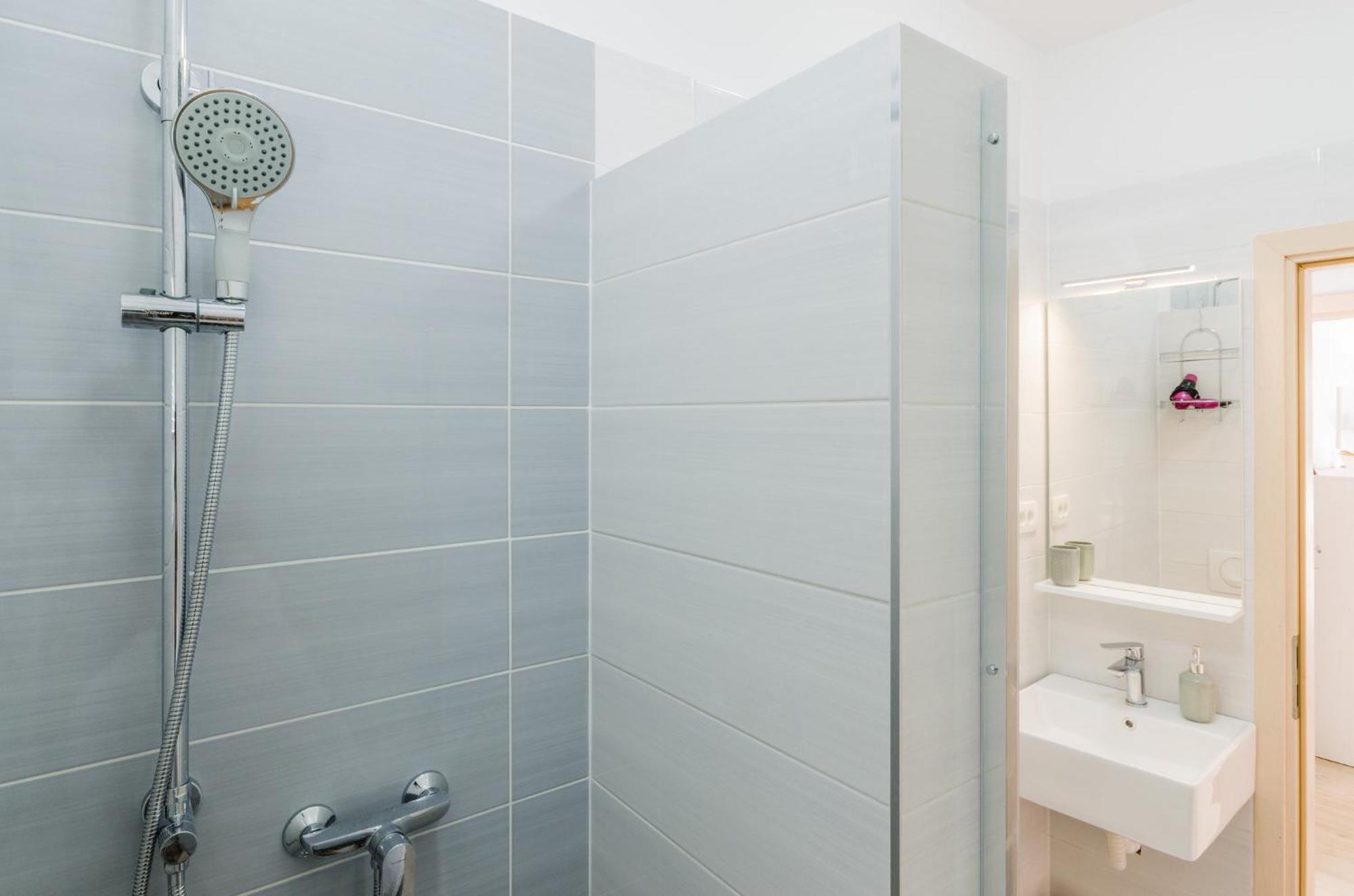 Leng Apartment Dramalj Bagian luar foto
